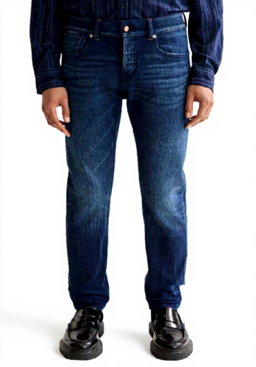 Jeans Uomo Scotch Soda Regular Slim Fit in blu astratto su sfondo neutro