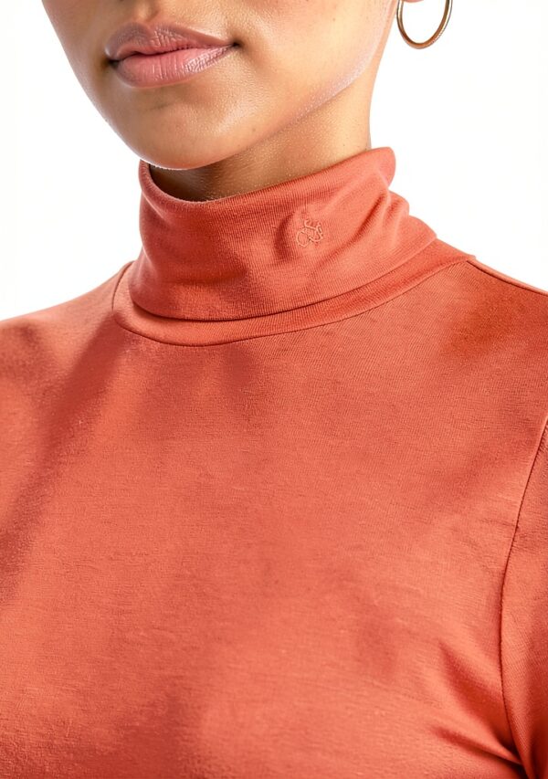 T-shirt Donna Mamiye Brothers Collo Mock Maniche Lunghe-4