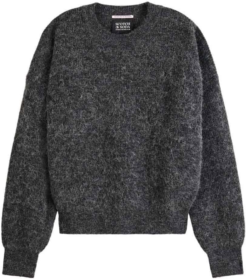 Maglione Donna Mamiye Brothers Carbone Melange Scollo indossato su una sedia di legno in un ambiente domestico