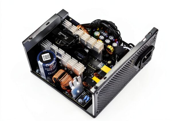 Alimentatore Montech APX 550W 80PLUS White ATX con ventola silenziosa-1